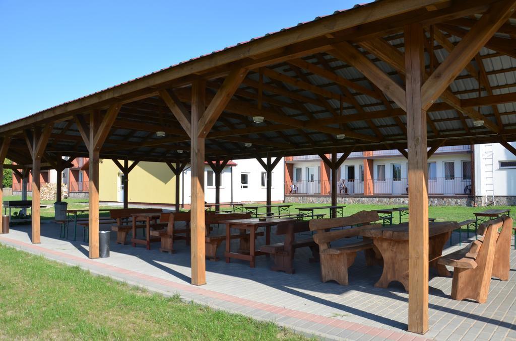 Hajnówka Zajazd Bartnik מראה חיצוני תמונה